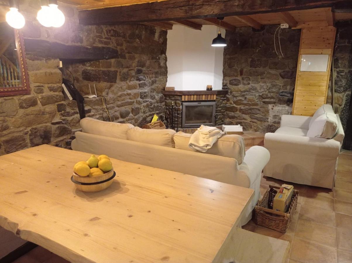 Amplia y cómoda casa de piedra con porche y jardín San Roque de Ríomiera Exterior foto